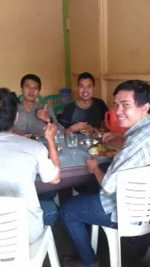 Wisata Bengkulu, Makan makanan khas bengkulu